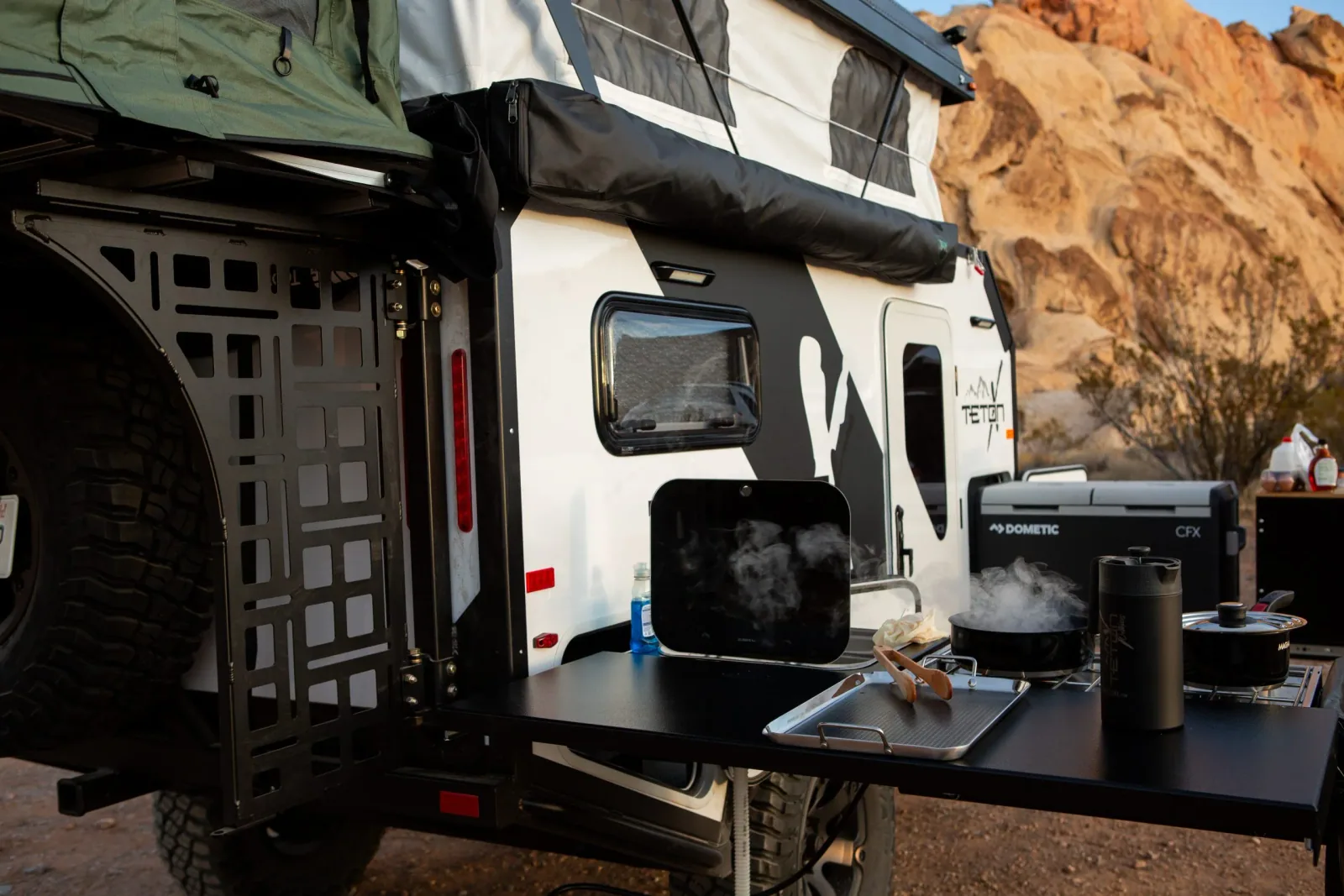 Atlas Outdoors product photograph