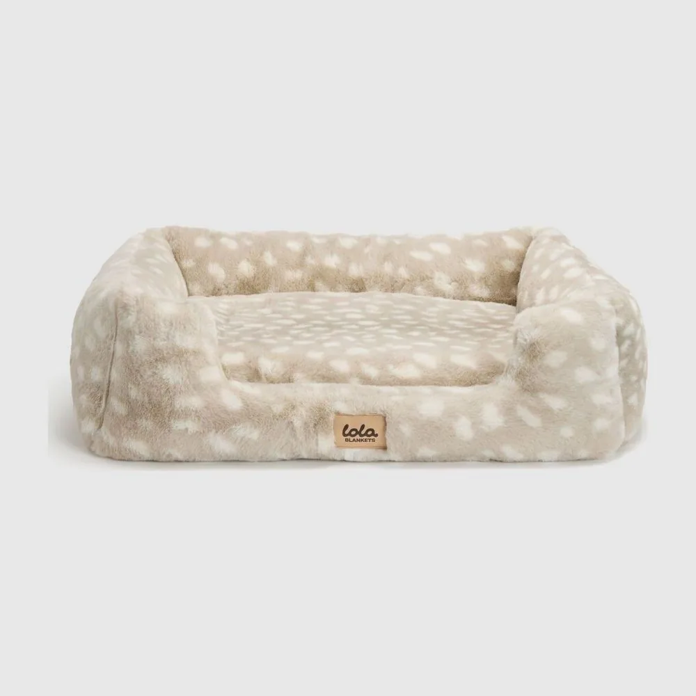 Lola Pet Bed, Ivory Fawn by Lola Blankets